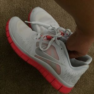 Womens nike free run size 7